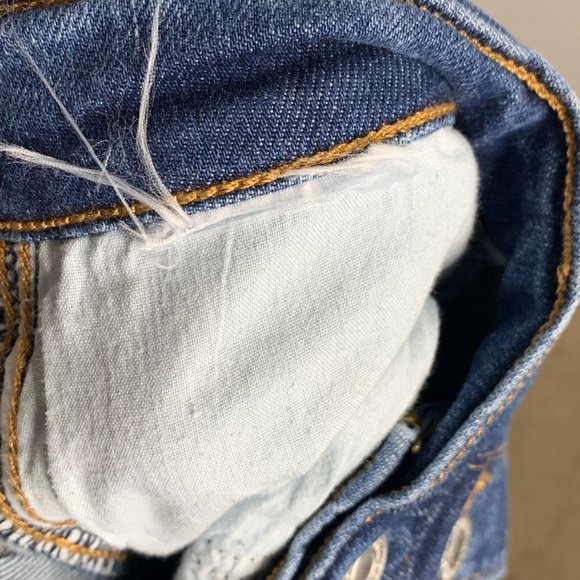 Levis Mile High Cropped Wide Leg Jeans Size 29 Blue Denim Buttonfly - Picture 9 of 10